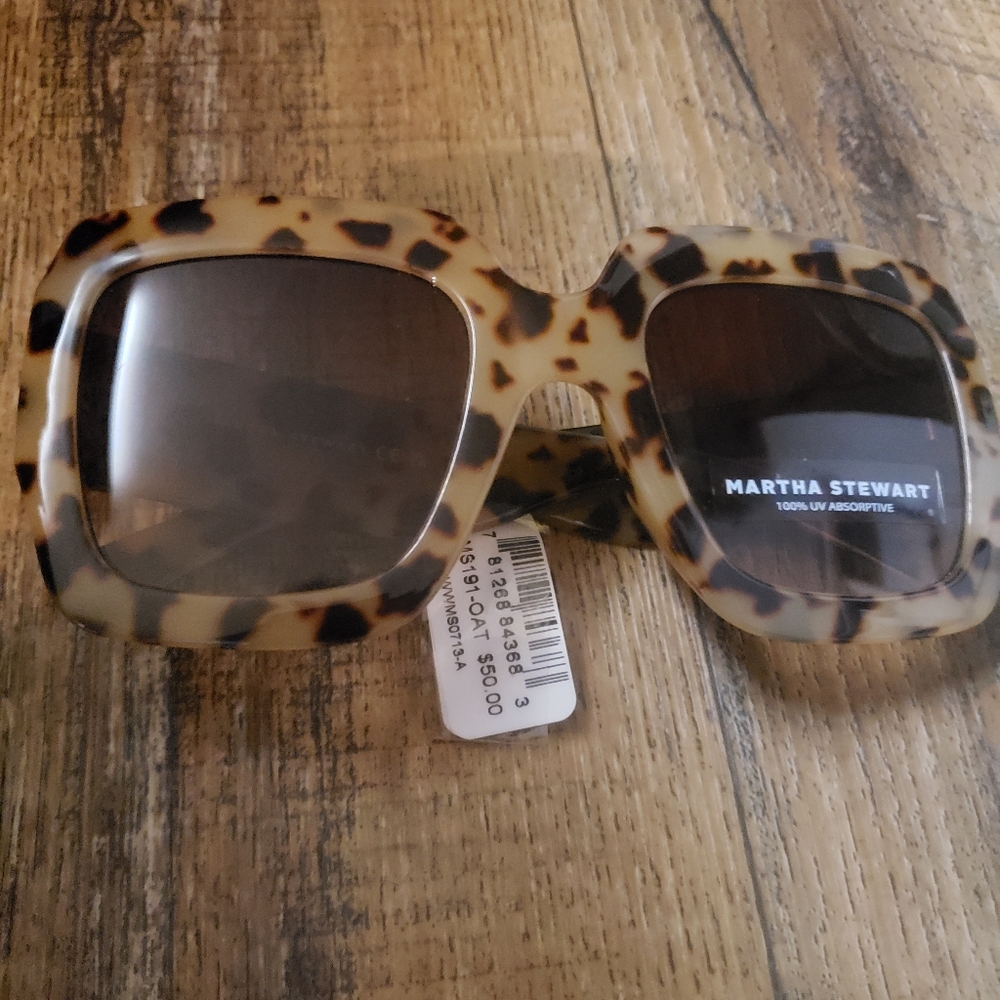 Martha Stewart Oat Tortoise Square Sunglasses